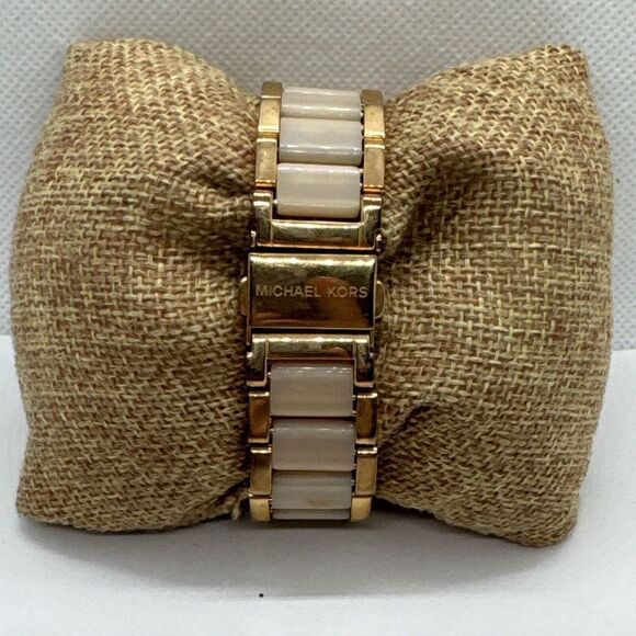 Michael Kors Parker MK5896 Women Rose Gold Analog Dial Quartz Wrist Watch JNA390 main image 10